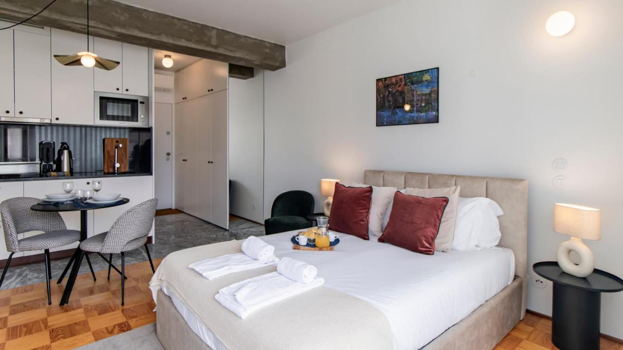 Ceuta Studio Apartments By Lovelystay Porto Zewnętrze zdjęcie