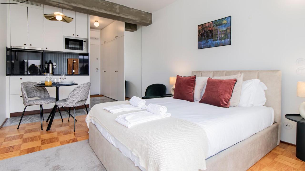 Ceuta Studio Apartments By Lovelystay Porto Zewnętrze zdjęcie